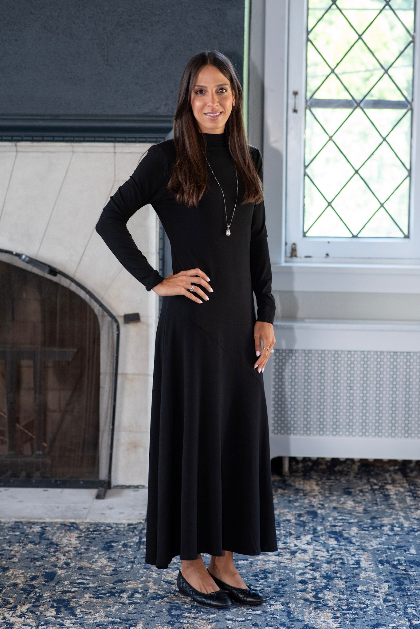 MOCK NECK MAXI DRESS Black / XS MOCK NECK MAXI DRESS Black / XS