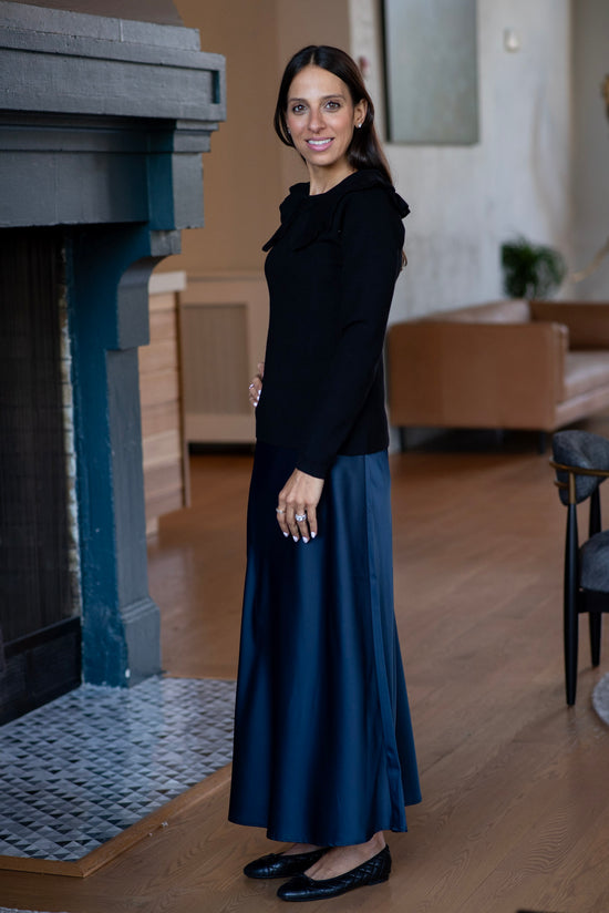 COLLARED SWEATER (BLACK)