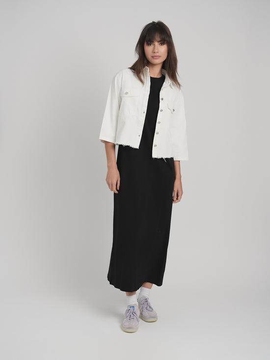 CROPPED DENIM JACKET (WHITE)