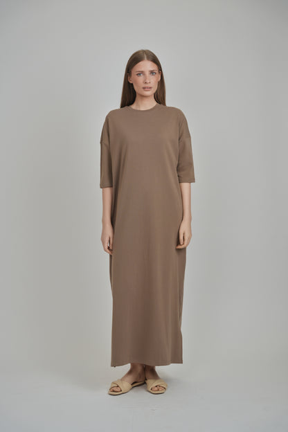 MAXI T-SHIRT DRESS (TAUPE)