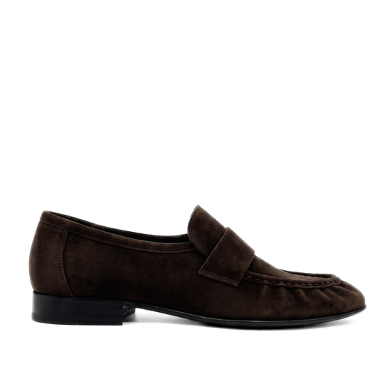 York Ruched Suede Loafers (BROWN SUADE)