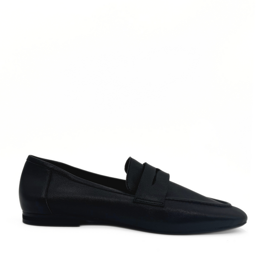 Roxy Leather Loafers (BLACK)
