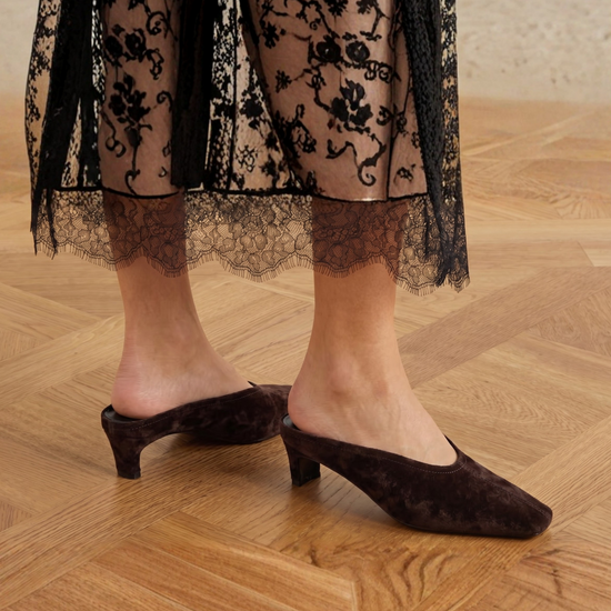 Junie Heeled Suede Mule (BROWN SUEDE)