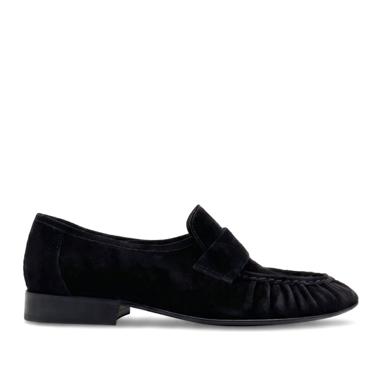 York Ruched Suede Loafers (BLACK SUADE)