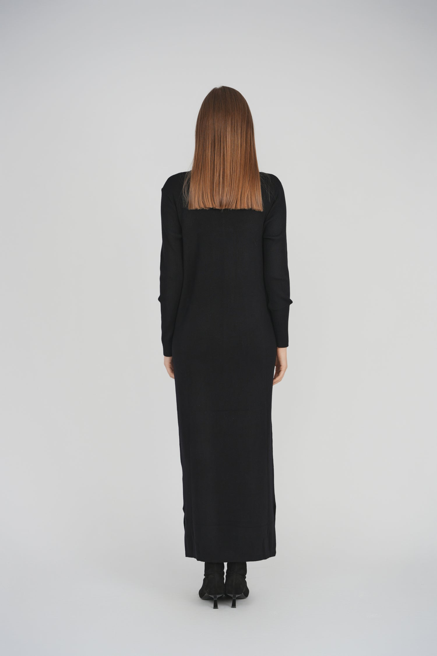 SWEATER MAXI DRESS (BLACK) Black / XL SWEATER MAXI DRESS (BLACK) Black / XL