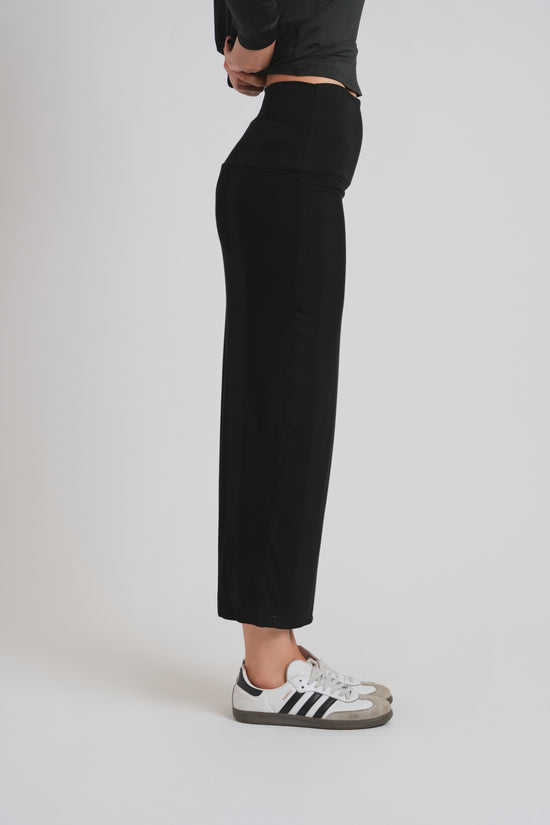 RIBBED MODAL MIDI SLIM SKIRT