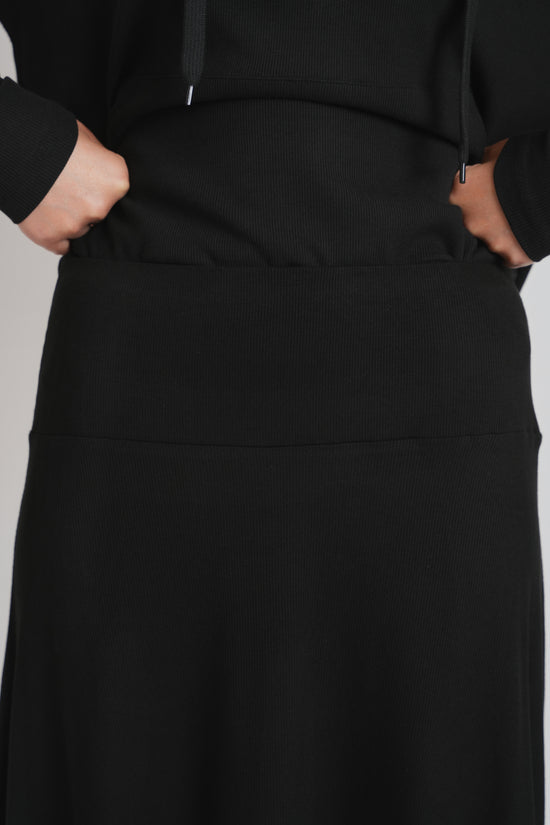 RIBBED SKYE SKIRT (BLACK)