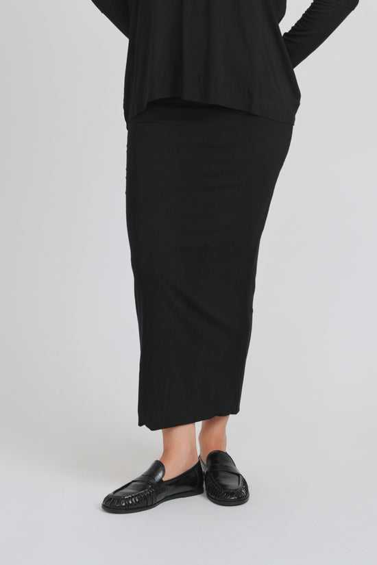 MODAL MIDI SLIM SKIRT (BLACK)